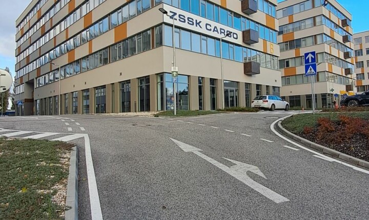 Na predaj garážové parkovacie miesta v Omnia Business Center, Tomášikova ulica