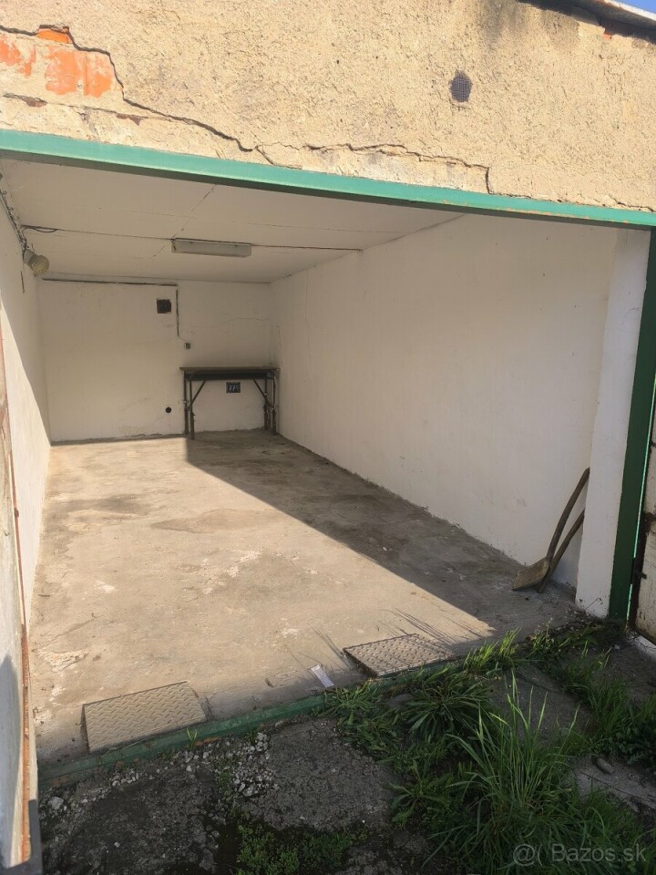 Prenájom garáže 17 m² oproti Tescu