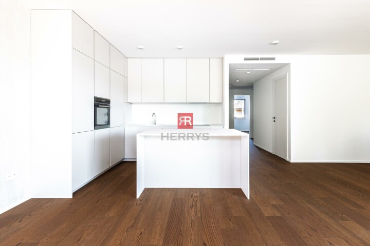 Vonkajšie vyhradené parkovacie miesto na predaj v projekte POD VINICOU