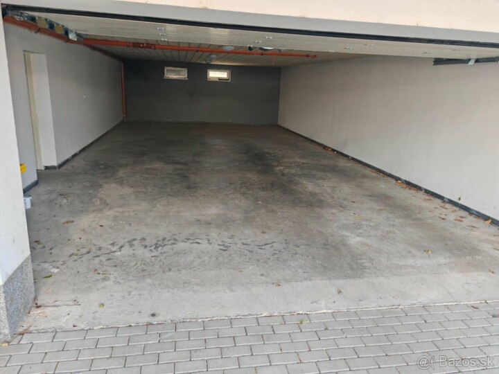 Na predaj garáž s elektrickou bránou v Dunajskej Lužnej
