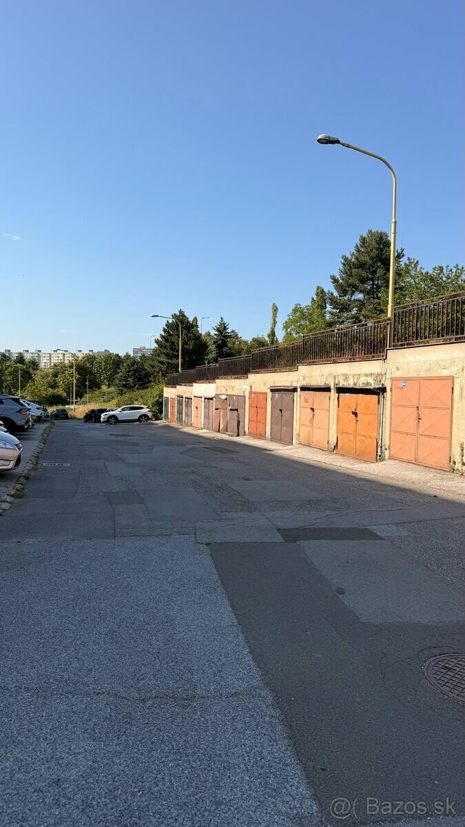 Na predaj garáž na Clementisovej ulici v Košiciach