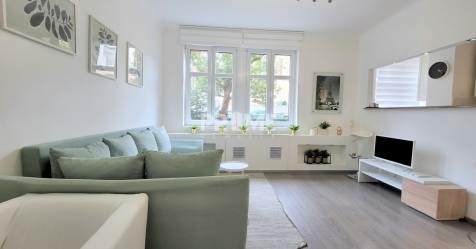 Prenájom garáže s elektrinou na Polárnej ulici v Bratislave