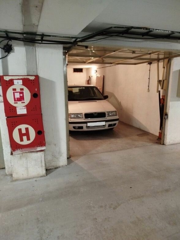 Predaj samostatnej garáže na Veternicovej ulici, Bratislava IV.