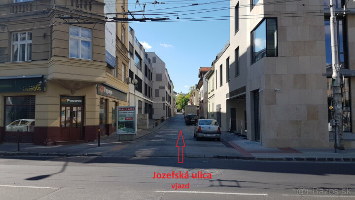 Prenájom garážového státia v Bratislave I - Staré Mesto, ul. Jozefská