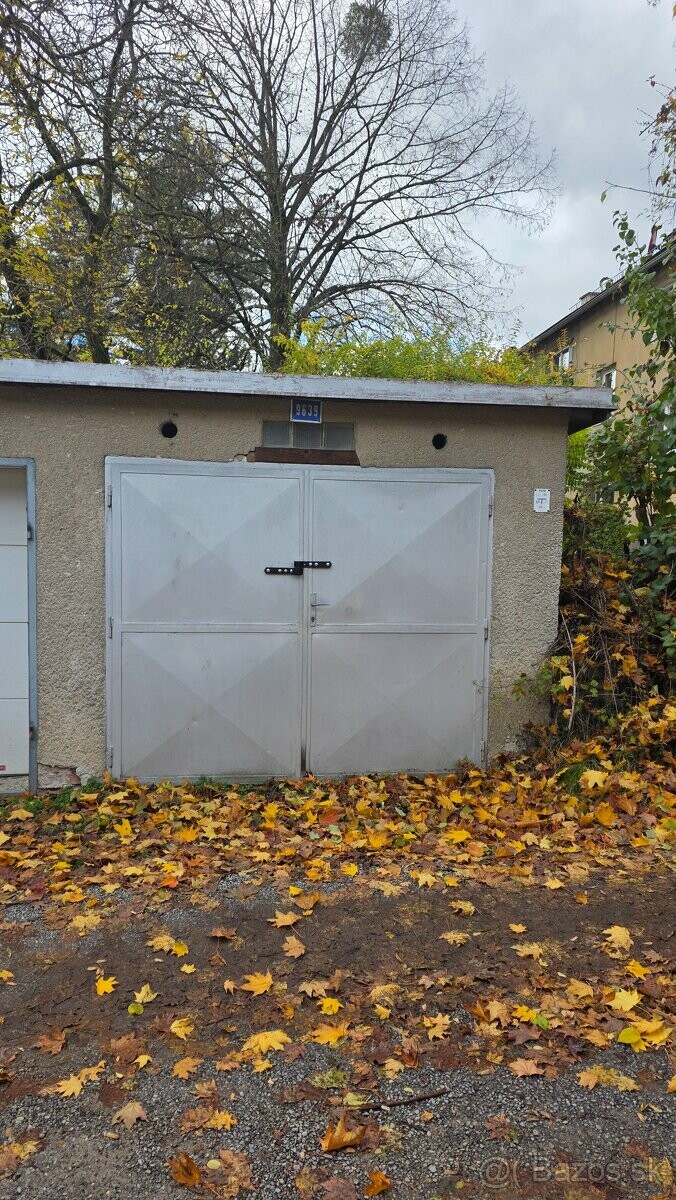 Na prenájom garáž na Jilemnického v Banskej Bystrici