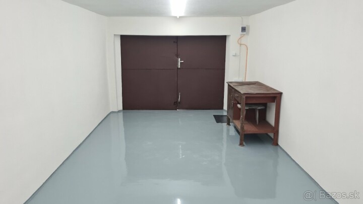 Prenájom zrekonštruovanej garáže v Leviciach