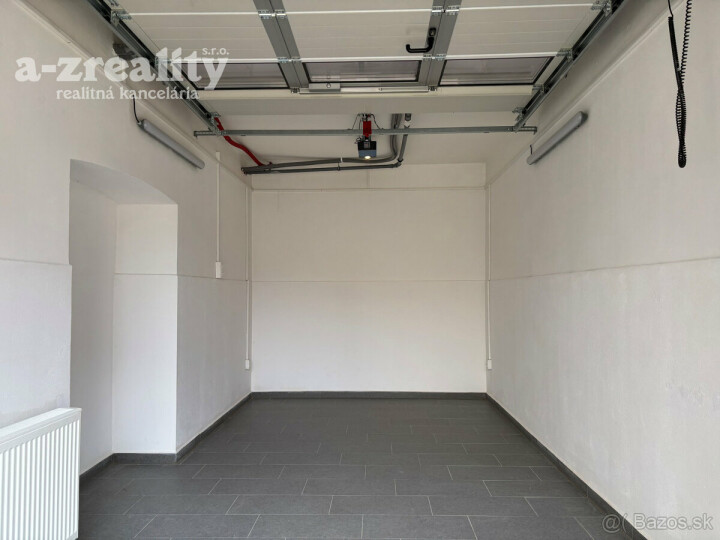 Prenájom vykurovanej garáže v centre Komárna