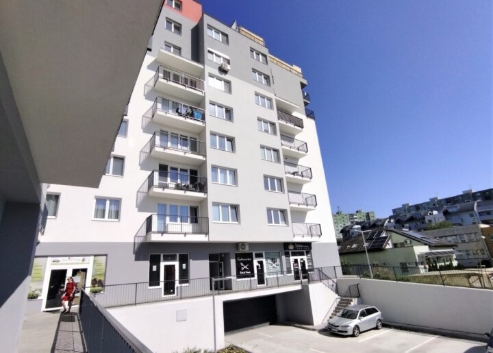 Predaj podzemného garážového státia v UrbanParku