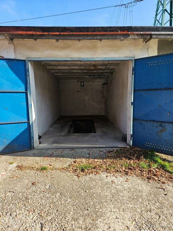 Predaj garáže v Ružinove na Astronomickej ulici