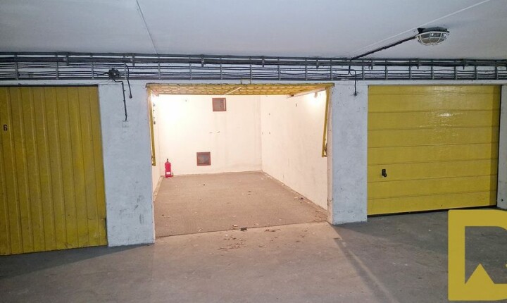 Prenájom garáže v parkovacom dome na Majerníkovej ulici
