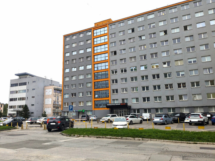 Predaj garáže na Krivej ulici blízko Auparku, 18 m2