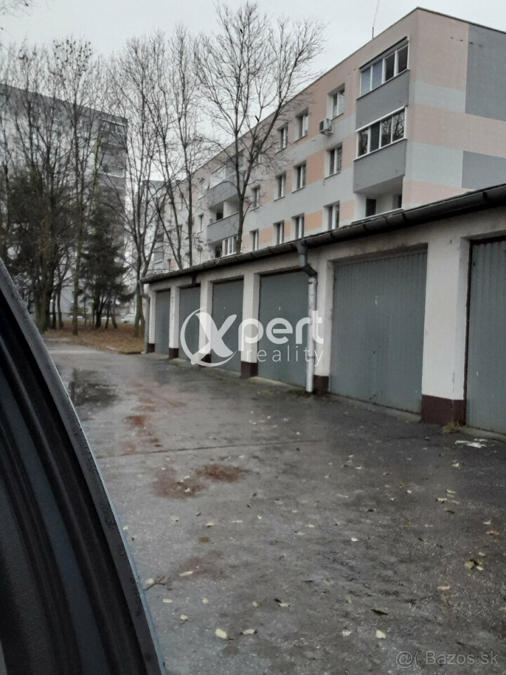 Na predaj murovaná garáž v Šamoríne na Hviezdnej ulici