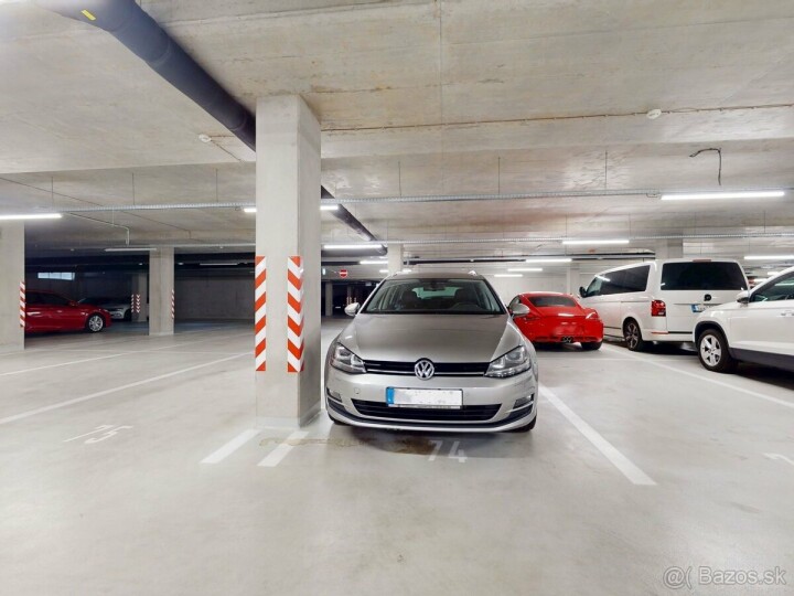 Predaj garážového miesta v podzemnej garáži na Ivanskej ceste
