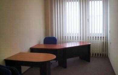 Predaj radovej garáže na Hanulovej ulici v Dúbravke