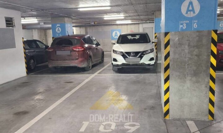 Predaj garážového státia v City Park Ružinov na Plynárenskej 3A