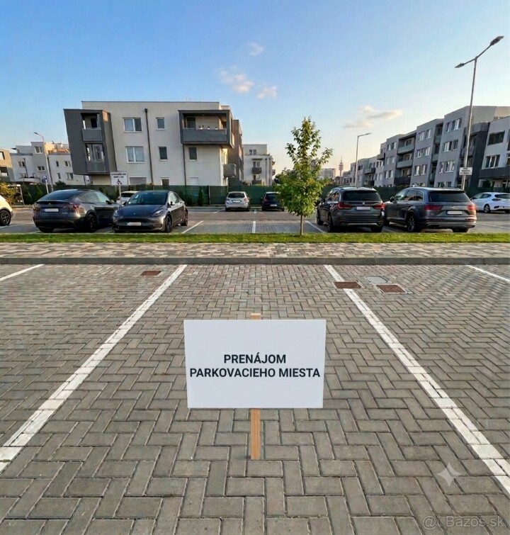 Parkovacie miesto na prenájom v Miloslavove - Anna Park