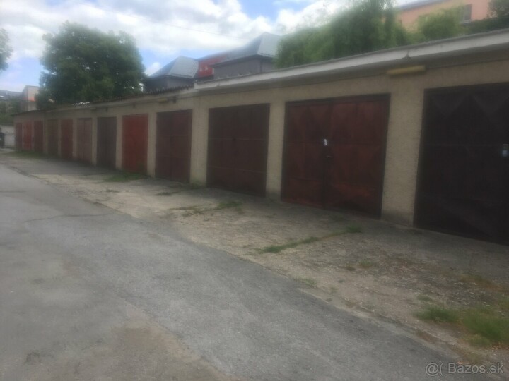 Na predaj murovaná garáž v Púchove na Gorazdovej ulici