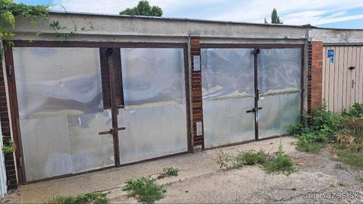 Predaj 2 GARÁŽÍ s ELEKTRINOU, KRIVÁ, KOŠICE - JUH