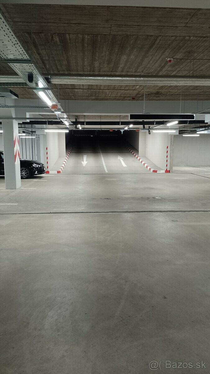 Prenájom garážového státia v Poprade