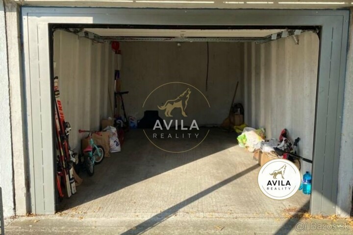 Na predaj: garáž 18m2 s prístreškom pre auto v Piešťanoch