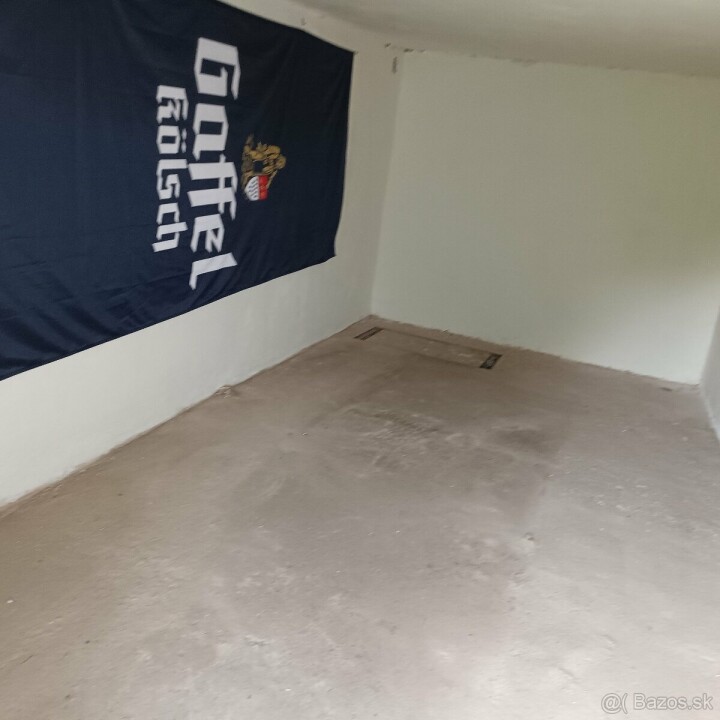 Dlhodobý prenájom garáže pri židovskom cintoríne v SN