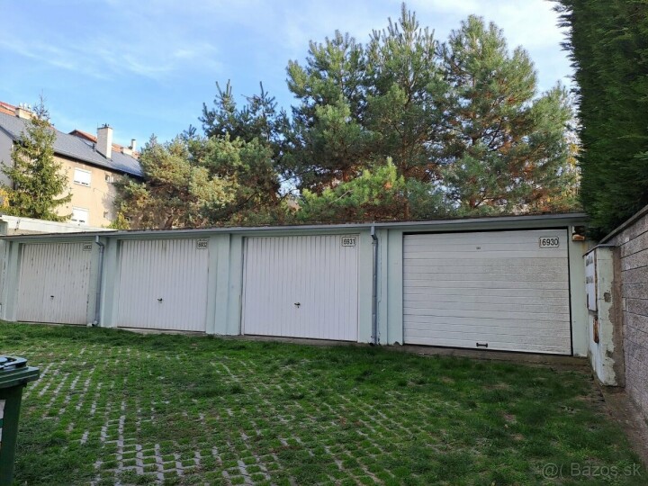 Predaj garáže v chránenom dvore na Jaseňovej ulici, Bratislava