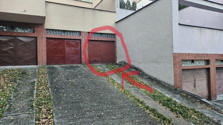 Prenájom garáže s elektrinou na Sološíckej ulici v Bratislave