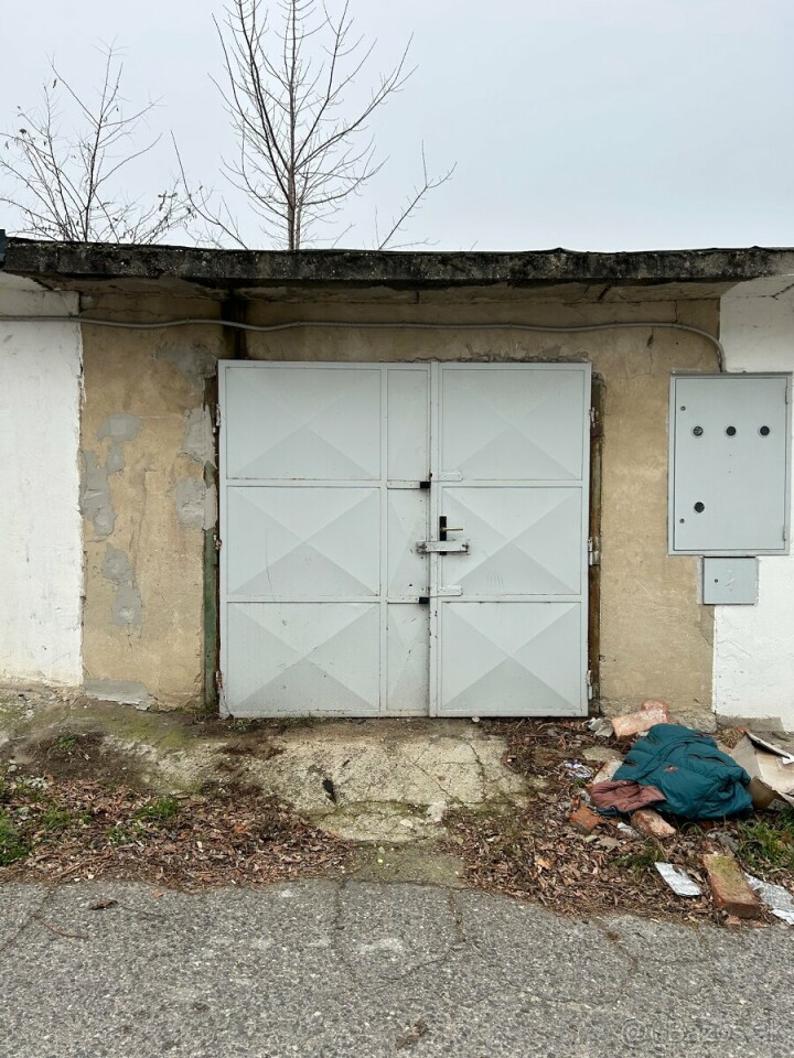 Na predaj garáž s montážnou jamou a elektrinou