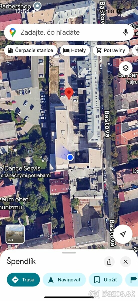 Prenájom dvoch parkovacích miest v centre mesta