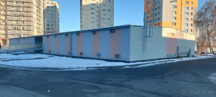 Prenájom garáže v Liptovskom Mikuláši, Podbreziny-stred