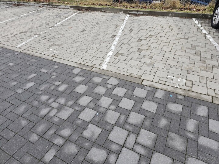 Parkovacie miesto na predaj v širšom centre Popradu