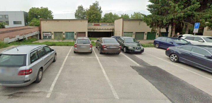 Garáž na predaj v Novinách na Rybárskej ulici