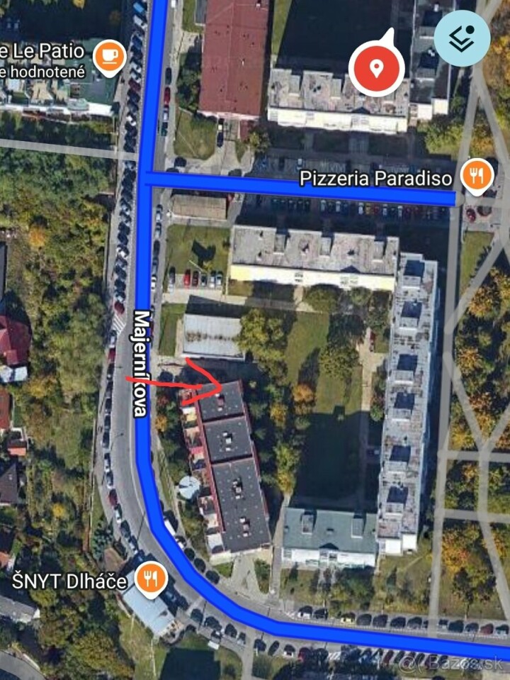 Na prenájom garáž v dvojpodlažnom dome na Majerníkovej ulici