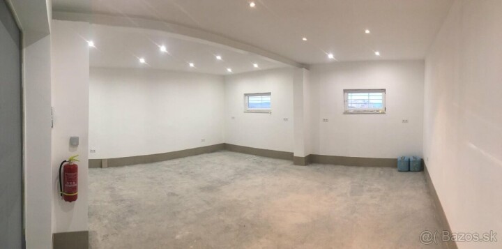 Moderná dvojgaráž na predaj v Levoči