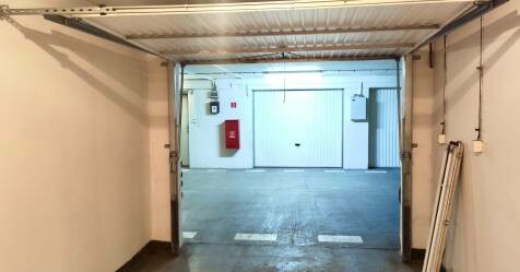 Na predaj podzemná garáž v Karlovej Vsi na ulici Ľudovíta Fullu