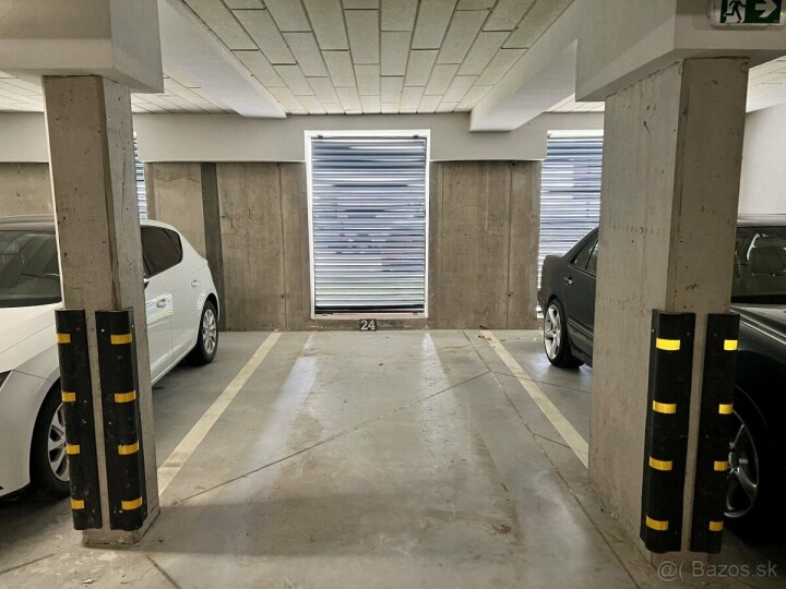Na predaj 2 garážové parkovacie miesta v projekte PANORÁMA