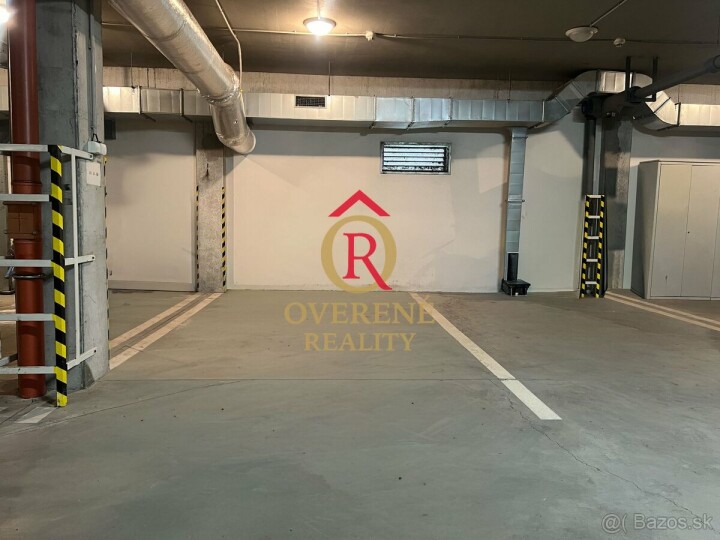 Na predaj garážové parkovacie miesto v uzavretom priestore na Bakossovej ulici