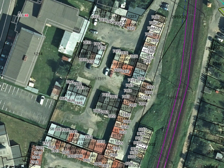 Predaj garáže 20 m² v centre Popradu s 400V elektrinou