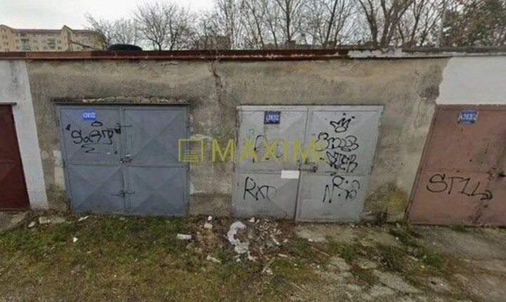 Predaj murovaná garáž na Gašparíkovej ulici, Bratislava – Ružinov