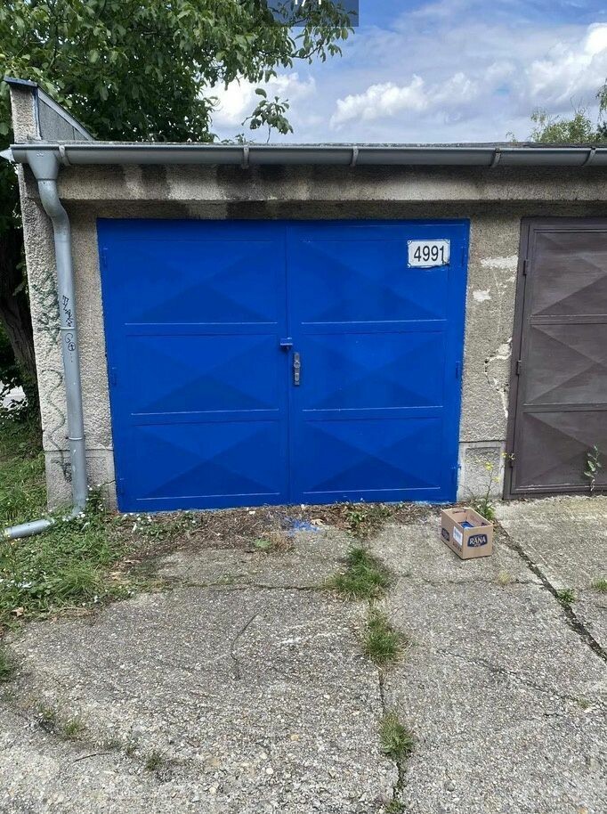 Predaj garáže s montážnou jamou v Bratislave I