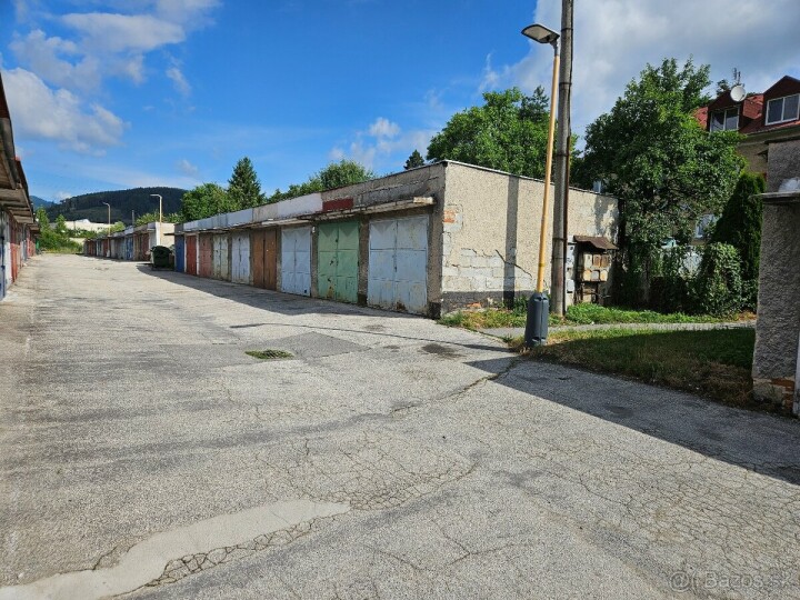 Predaj murovaná garáž pri stavebninách Jantošík