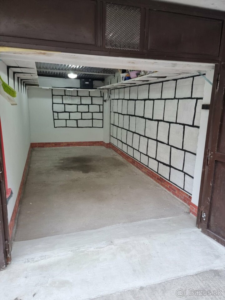 Prenájom garáže s elektrinou a rekonštrukciou v BA Vrakuňa