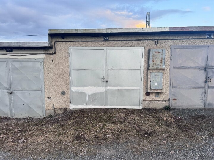 Garáž na prenájom s montážnou jamou na ulici Ludvika Svobodu