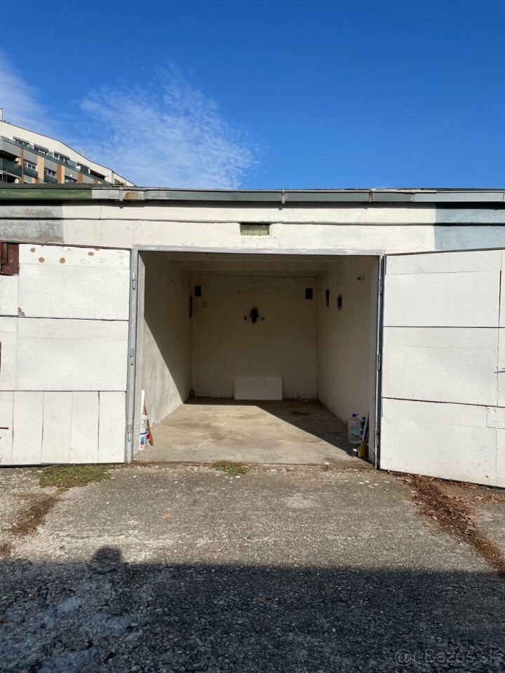 Garáž na prenájom na Teslovej ulici v Bratislave