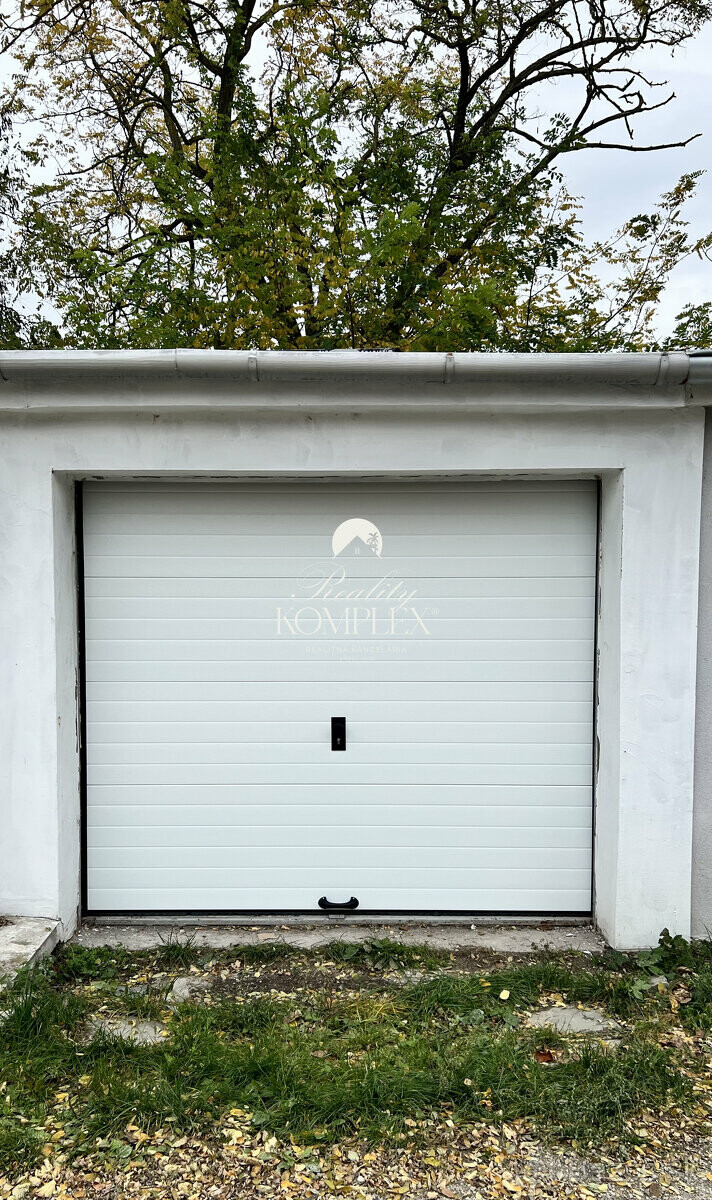 Na predaj zrekonštruovaná garáž v Dunajskej Strede