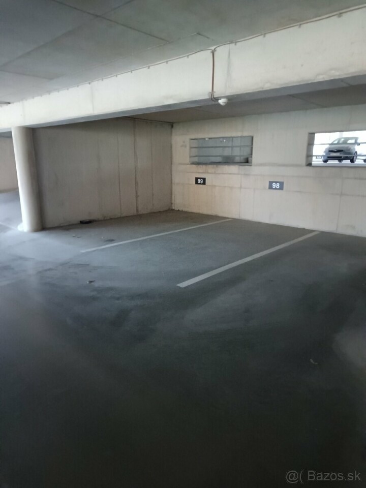 Prenájom parkovacieho miesta v parkovacom dome Galéria City