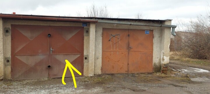 Na predaj garáž v lokalite Západ 1, SNV