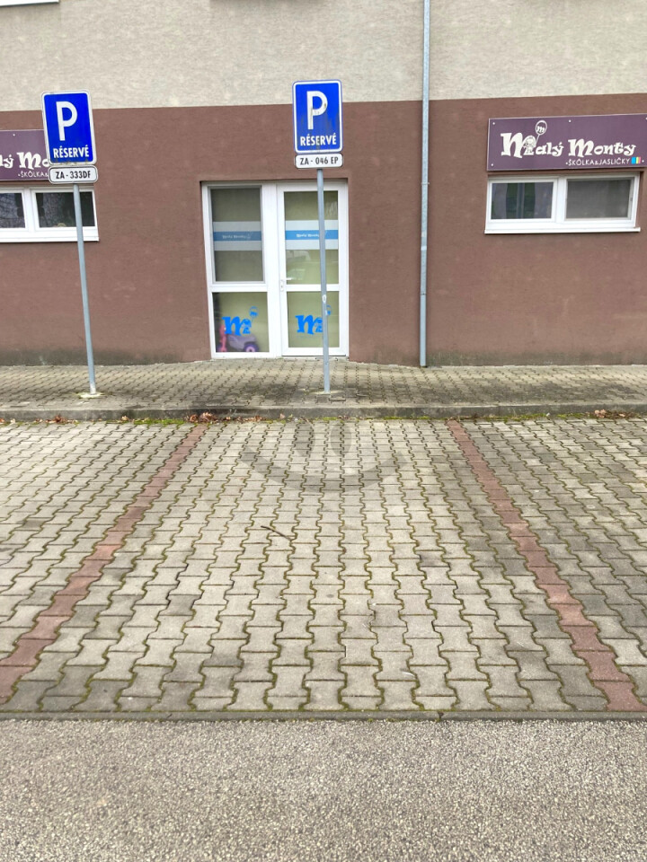 Prenájom vyhradeného parkovacieho miesta v Žiline - Vlčince II