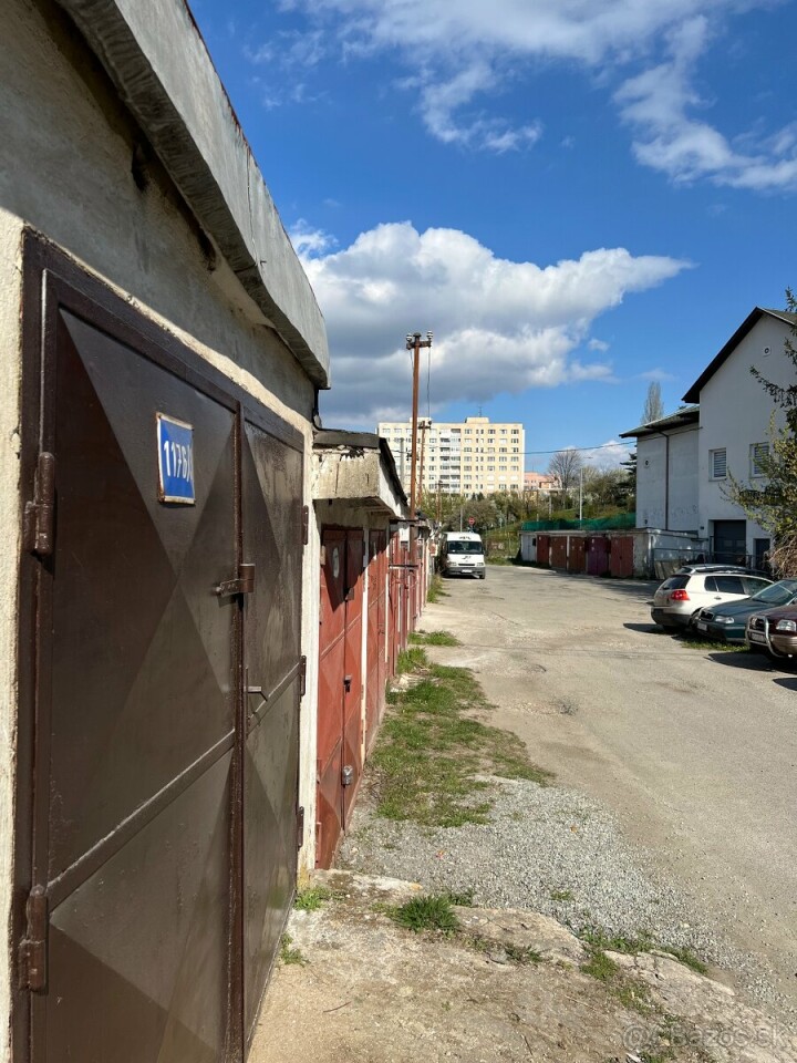 Prenájom garáže 17 m² v Rači potok, KE-sever