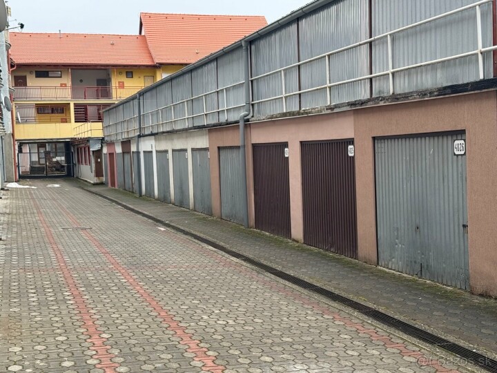 Prenájom garáže v stráženom areáli na Petőfiho ulici